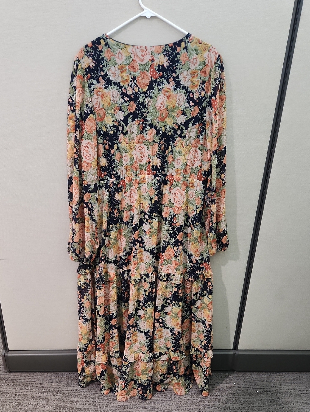 Baltic Born Bowman Deep V Maxi Dress Size 1X - Picture 6 of 16